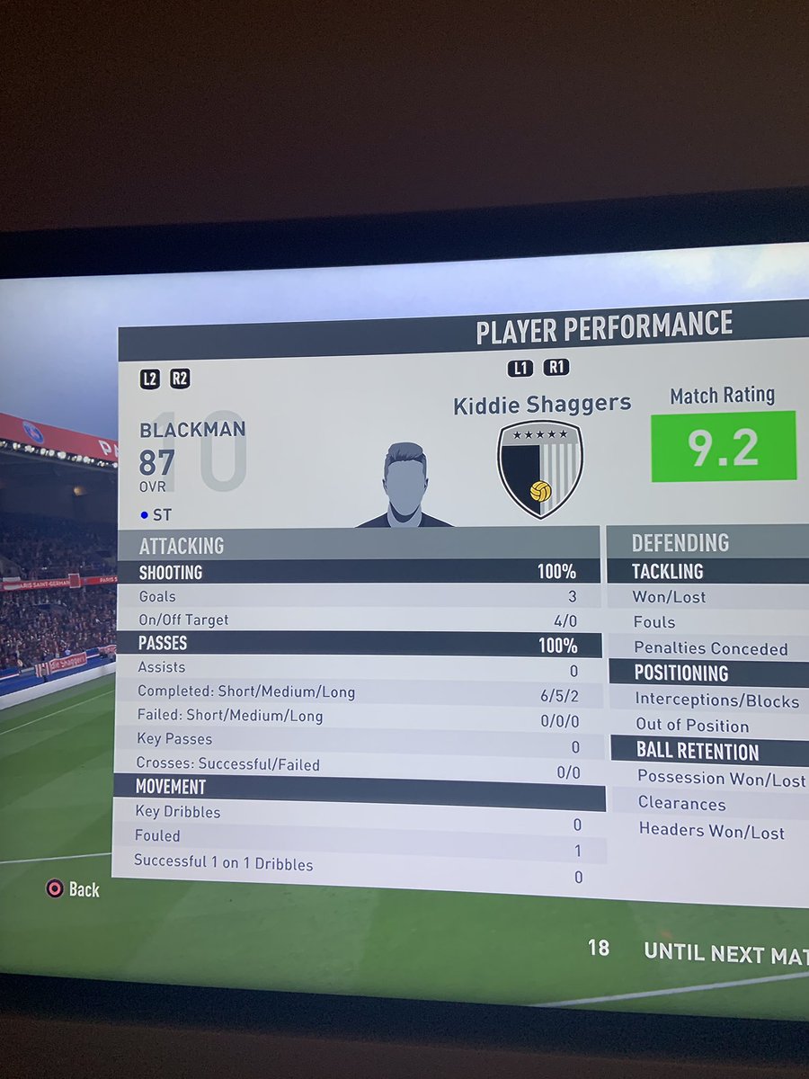 𝘽𝙞𝙯𝙯 tweet media