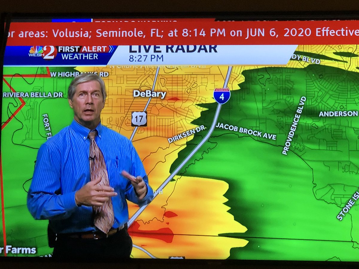 AngelaMSmith10's tweet photo. Thanks to @TMainolfiWESH and @DanBillowWESH for keeping everyone updated on the storms. 🌪⛈ https://t.co/8Do3wklDjT