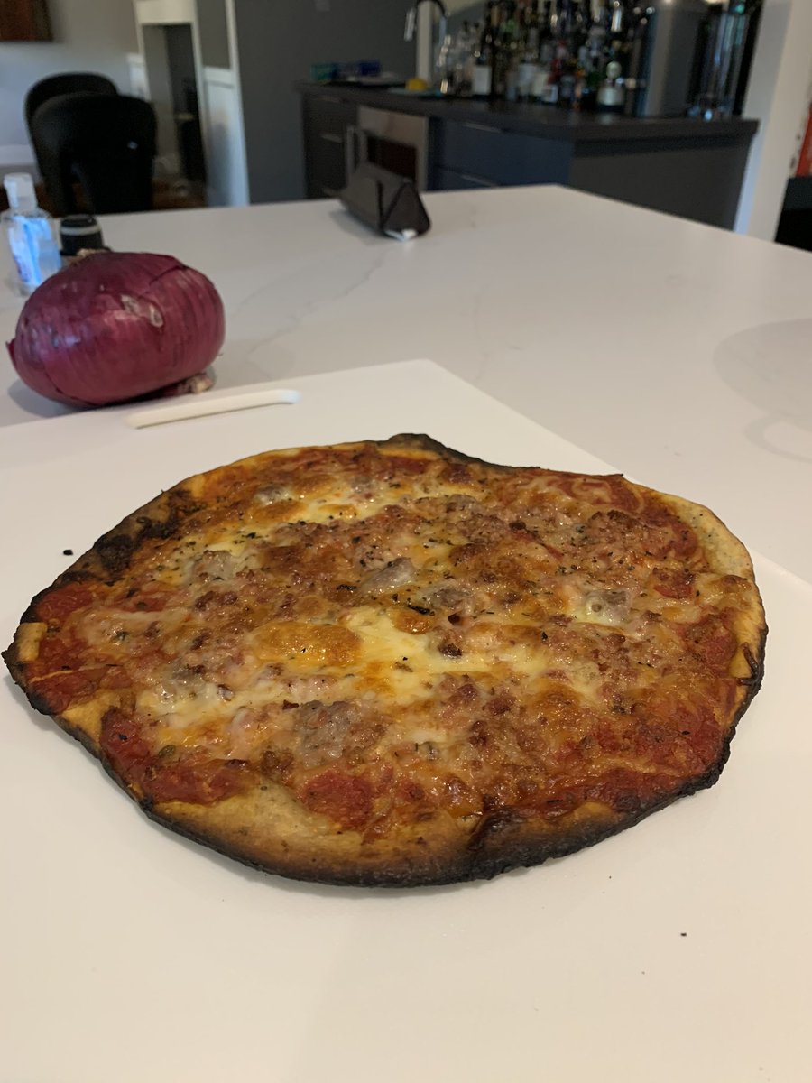 fyfemillar's tweet image. Got some time yesterday to visit our friends @zenZaPizzeria for some vacuum packed pies. Had one tonight. Incredible. @Downtown_London @LibroCU #loyal2localchallenge