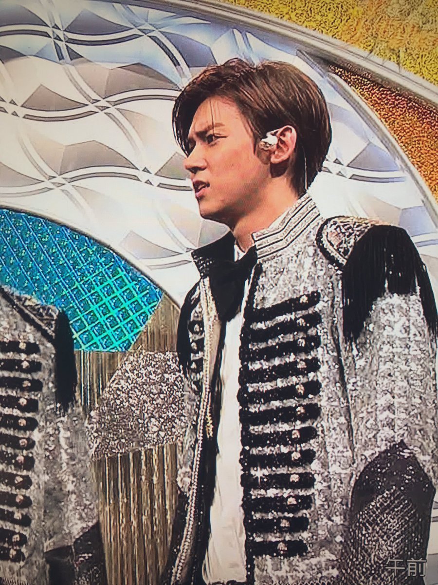 Rio この耳かけかっこいいなぁ 横顔も目を閉じた顔面が強すぎて 少クラ ジャニーズwest 小瀧望 昔ばなし 一休さん 美女と野獣 T Co Elm0xzjruo Twitter