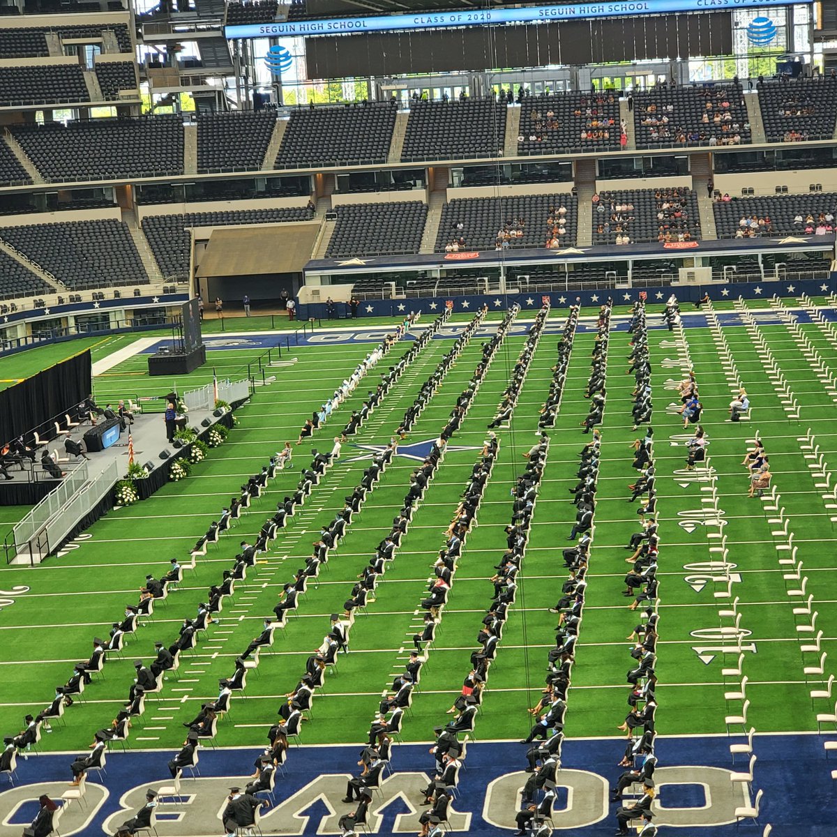 JuanSeguinHS's tweet image. Congrats #SeguinNation @JSHS_2020 on reaching the major milestone of high school graduation! We are proud of our now Cougar alums and look forward to your continued success after graduation!