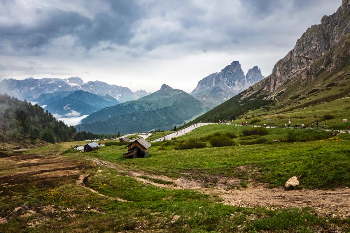 Pordoi

photosontheroad.eu

#landscapephotography #alps #alpen #landscapelovers #landscapes #EarthVisuals #beautifulplaces #alpi #dolomiti #alpine #montagne #feelthealps #mountain #scenery #outdoors #landscapelover #pordoi #pordoipass #pordoipasso #passopordoi