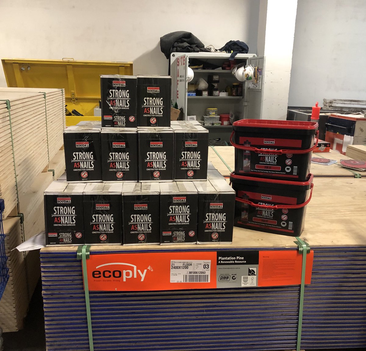 FixAndFasten's tweet image. Need a delivery to site? call us on 93536000 or come in and see us at 1876 Sydney Road Campbellfield Vic 3061 #fixandfasten #fix #fasten #soudal #Delivery #onsite #site #Campbellfield #1876SydneyRoad