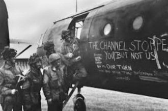 Pictures of kickass paratroopers on DDay (minus the soppy post I wrote accompanying them over on Instagram 😉)
#DDay76