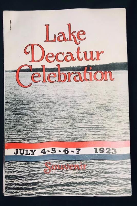 PictureDecatur's tweet photo. #vintageDecatur #DecaturIL #IllinoisHistory #LakeDecatur https://t.co/uaaqVMjQEX