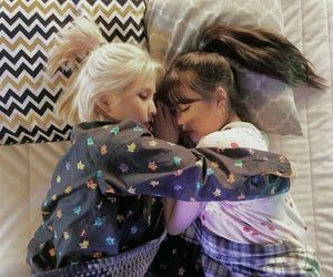 vogueidle's tweet photo. friendly reminder that soyeon and soojin always call each other "friend", they always pick each other as their favorite member, soojin thanks soyeon for everything she does for the group every chance she gets AND that they are always there for each other https://t.co/glAifNNGOl