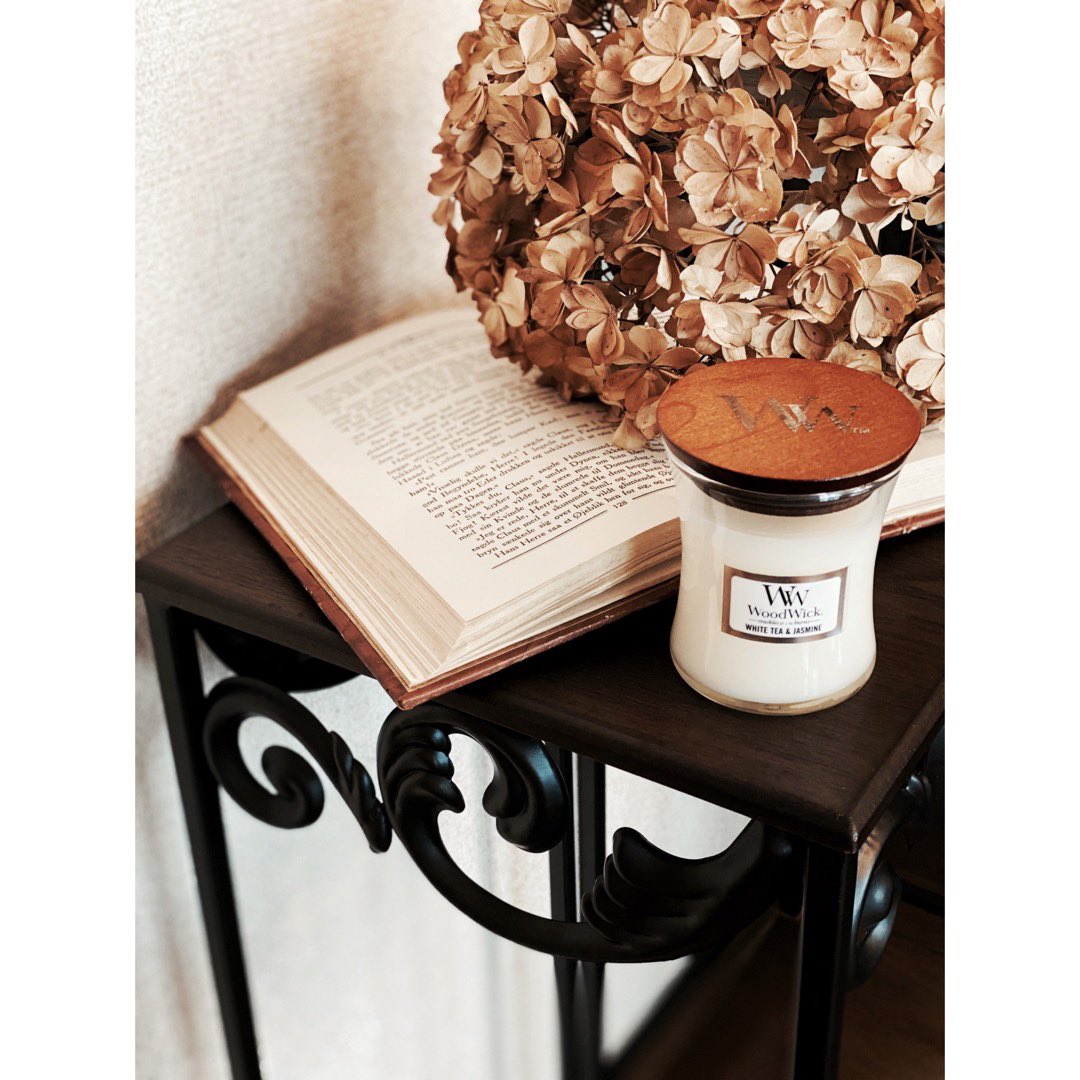 itorincosme's tweet photo. #woodwick
#キャンドル
#ドライフラワー
#インテリア https://t.co/iy3X6jIz6i