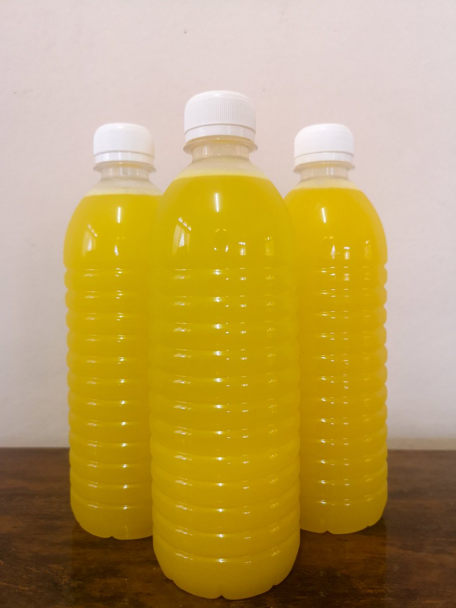 Nas0J's tweet photo. Assalamualaikum &amp; Salam Sejahtera. I ada menjual Jus Nanas buatan sendiri, buah Nanas daripada ladang sendiri, tiada bahan pengawet. Terdapat dalam saiz 500ml &amp; dalam bentuk frozen. Dekat area Johor, (Batu Pahat, Pontian, JB, Pasir Gudang). https://t.co/hqRjMr8e5U