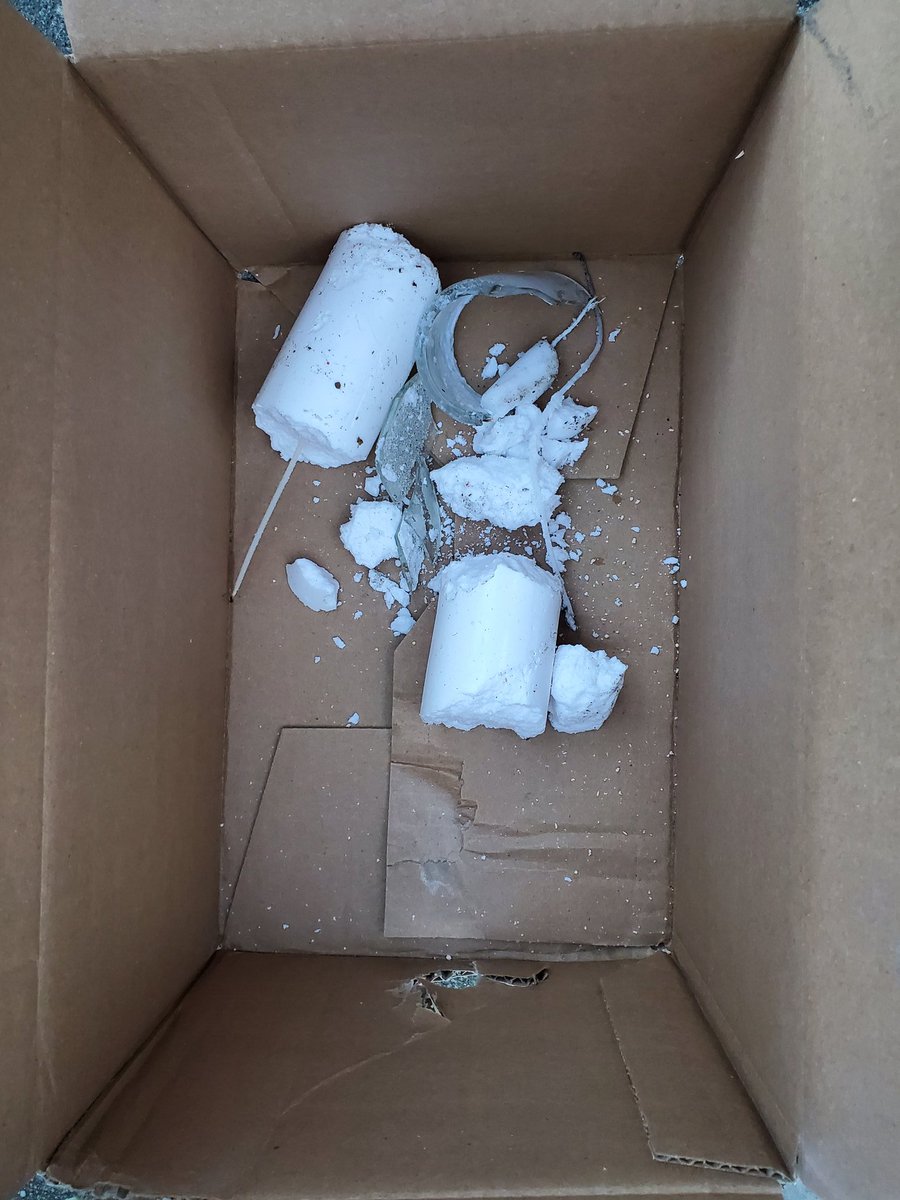 SeattlePD's tweet image. At about 7:30 p.m. demonstrators outside the East Precinct began moving barricades at 11th and Pine despite multiple requests from police to stop.  Individuals began throwing rocks/bottles/and explosives at officers. Several officers injured due to improvised explosives.