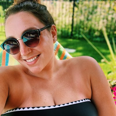 delvec_sarah's tweet photo. #NewProfilePic https://t.co/b7MaRdph4K