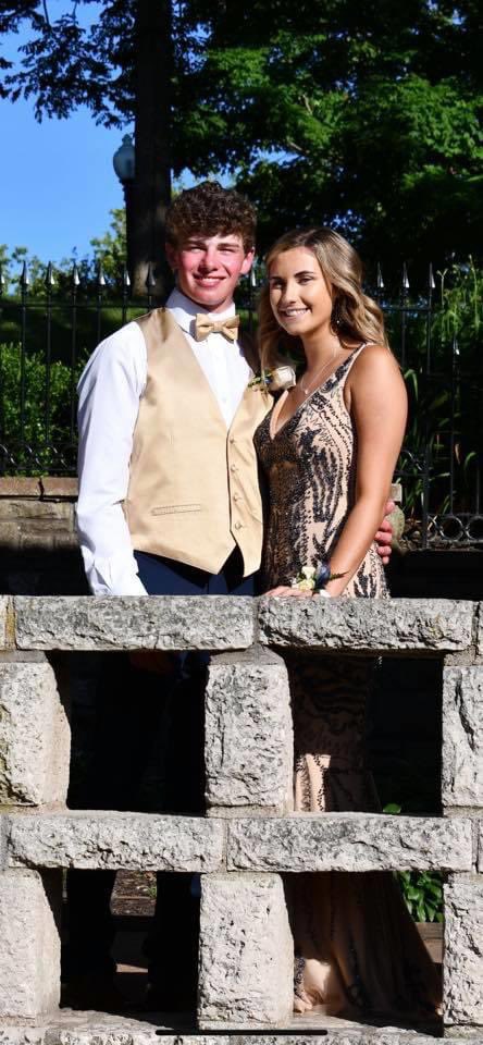 JillJilly323's tweet image. Blair Oaks High School Prom 2020💚#anotherlast #morememoriesmade