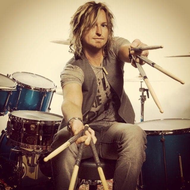 I\d like to wish a happy 54th birthday to Eric Kretz, drummer for Stone Temple Pilots! 