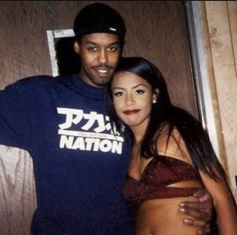 Tim B on X: Derek Lee was Aaliyah main stylist, he set so many trends and  made a huge impact on hip hop & pop culture. The trends he set are still