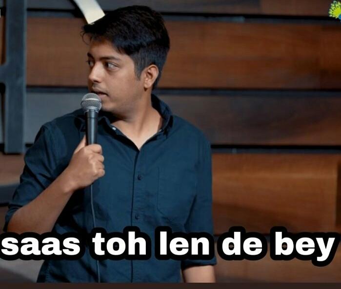 DktweetSs's tweet photo. When hero Continuously kissing heroine in the film 
Le me : https://t.co/dxGrELaq8C