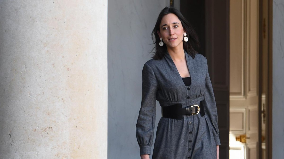 franceinfo's tweet image. Coronavirus : Brune Poirson annonce un "durcissement des sanctions pour tous les abandons de déchets sur la voie publique", notamment des masques et des gants

francetvinfo.fr/sante/maladie/…