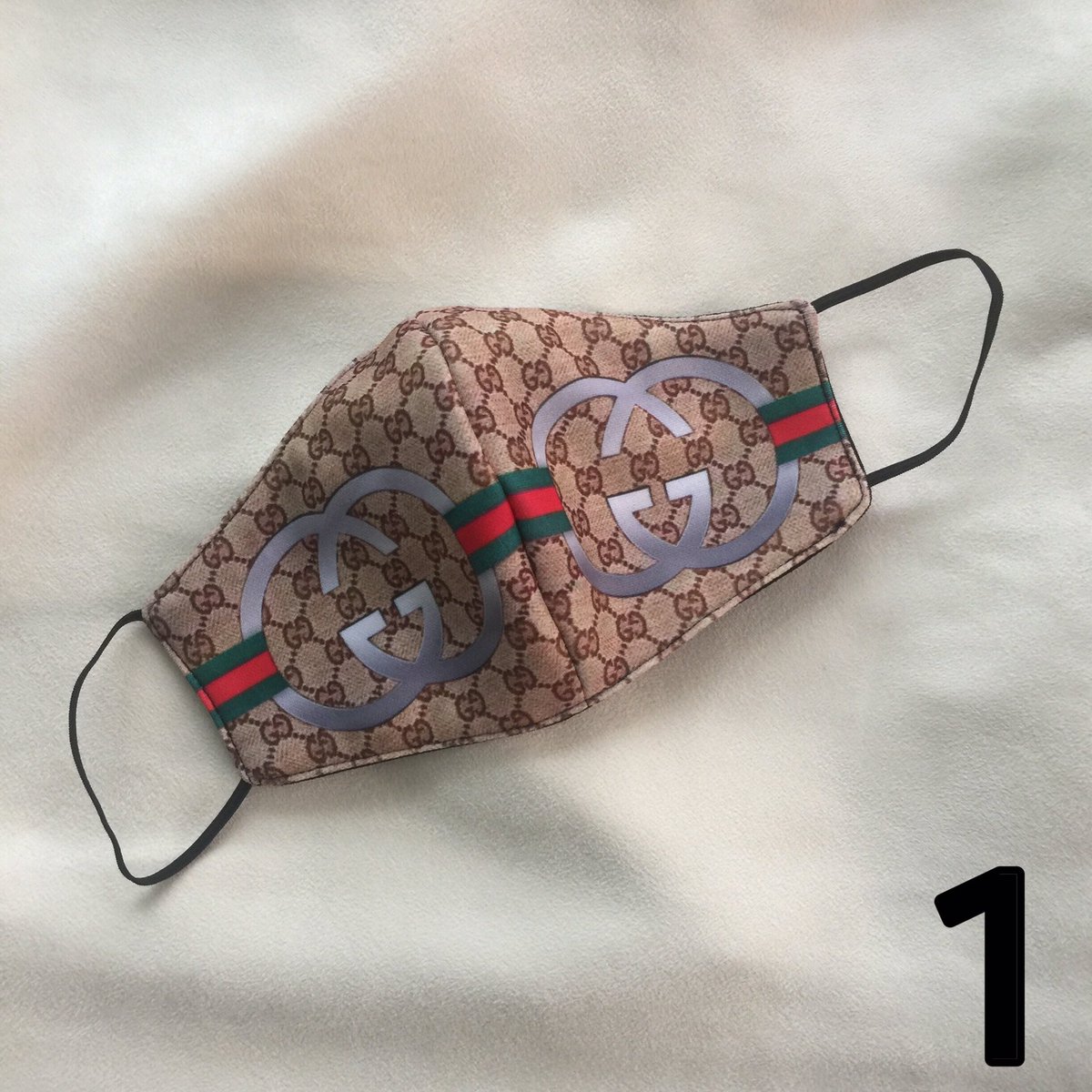 kangbadiang's tweet image. DESIGNER FACE MASKS 🥳 - check thread for designs! 

OPEN FOR RESELLERS

✨Material: HQ Neoprene fabric  
✨DM FOR PRICE (retail&amp;amp;wholesale) 😚
✨washable &amp;amp; reusable 

💌 PRE-ORDER cut-off every Tuesday!! 

#staysafewithstyle 😉