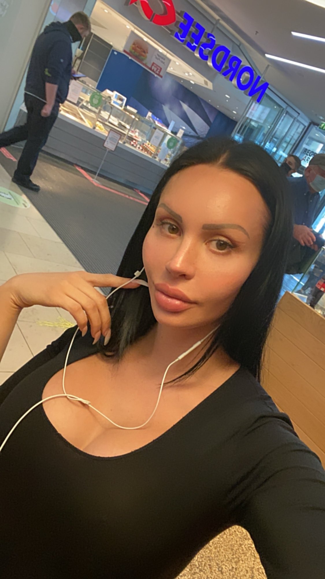 UÅ¾ivatel TS Kimberlee na Twitteru: â€žâ¤ï¸ #ts #trans #shemale #transgender # transsexual #porn #porno #busty #bigboobs #bigtits #german #bavaria  #austria #highclass #escort #beauty #model #icon #muse #mÃ¼nchen #Vienna  #Wien #Ã–sterreich #bigdick #bi