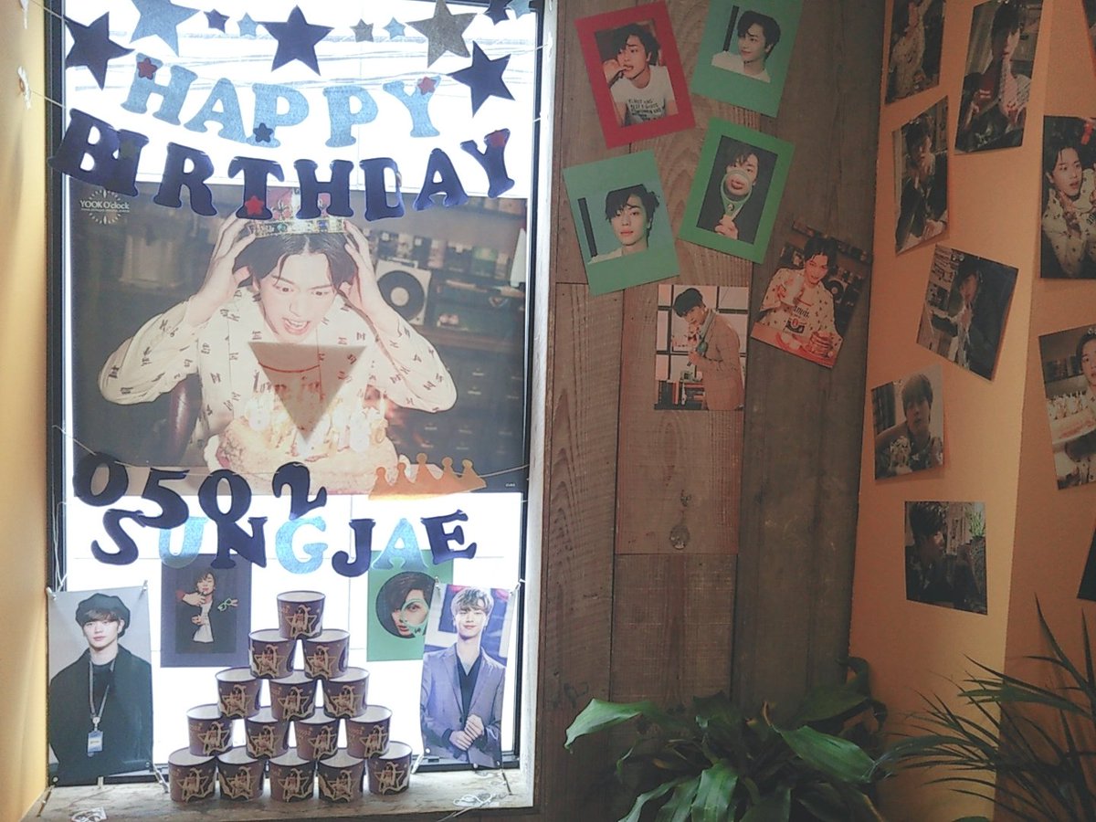 昨日、友達と新大久保行ってきた！
誕生日おめでとうメッセージもらって幸せ🥰🎂
ソンジェくんの誕生日も祝えて幸せ😍
企画してくれてありがとうございます！
お店の方もずっとBTOBの曲流してくれてありがとうございました🙇‍♀️
#YOOKSUNGJAE
#星の材料誕生祭
<a href="/6candoit/">차카차카6️⃣</a> 
<a href="/Happy_6SJ/">Happy♡6</a> 
<a href="/cafebinggo/">CAFEBINGGO</a>