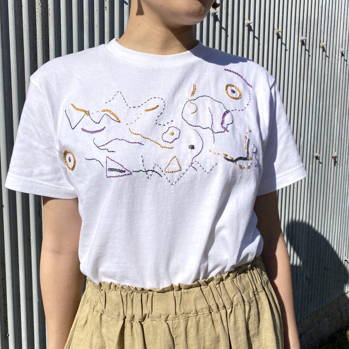 Uzivatel Amamamer Na Twitteru 謎柄刺繍tシャツ自分用 メンズsサイズ 今日は暑かったですね Tシャツの季節 Amamamer 謎柄tシャツ 謎柄 Tシャツ 刺繍tシャツ 手刺繍tシャツ 刺繍 手刺繍 ハンドメイド 手作り 一点物 一点もの T Co