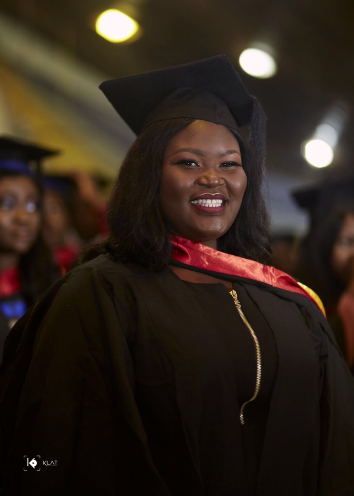 T0_0LU's tweet photo. Today is supposed to be my convocation but thanks to Covid it’s not happening. 
Funny how I didn’t attend high school graduation too because of Boko Haram 😂

Anyways here’s a shot from induction. Atleast I’ve worn graduation robe once in my life 💥💃🏾 #LYNXGradClass2020 https://t.co/mOgZmwqiPu