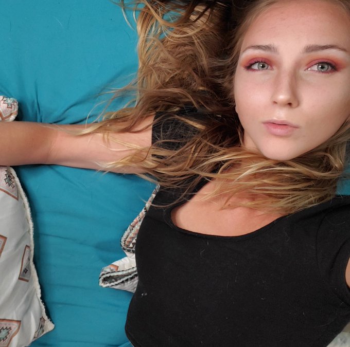 Good Morning 💙 https://t.co/H3u7CJIR7T<a href="/tag/newprofilepic"class="tags"><span>#newprofilepic</span></a>