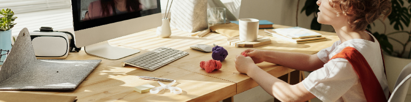 ⏰ Cuenta atrás para que finalice esta nueva edición #MOC para docentes de #ConcienciaDigitalCRIF. Pero antes... mira qué ideas y recursos de aula ha diseñado el profesorado para trabajar la seguridad en el entorno escolar en el siguiente artículo mooc.crifacacias.es/2020/06/07/pro…