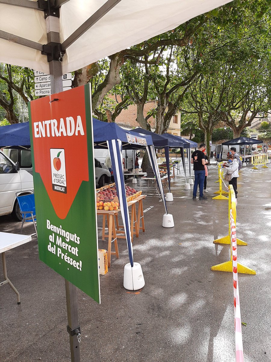 #BonDia des del 🍑Mercat del Préssec d'Ordal a #Subirats. Obert i amb els prèssecs ben dolços.   #CapitaldelaVinya #pressecdordal #lessenciadelpendes