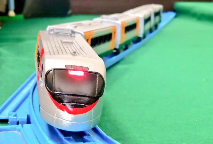 光レーサー鉄四駆 バーチャル電光超ミニバンさん がハッシュタグ 改造プラレール をつけたツイート一覧 1 Whotwi グラフィカルtwitter分析