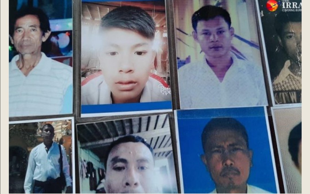 ThanTun58885186's tweet photo. #Tinma village
#Kyauktaw ,#Arakan
Family members say the army has taken 18 villagers for almost three months, but no information has been received so far.
8 TinmaThit villagers were arrested on March 13, and 13 TinmaGyi villagers were arrested by Brigade 55 on16. https://t.co/X36tPN9laY