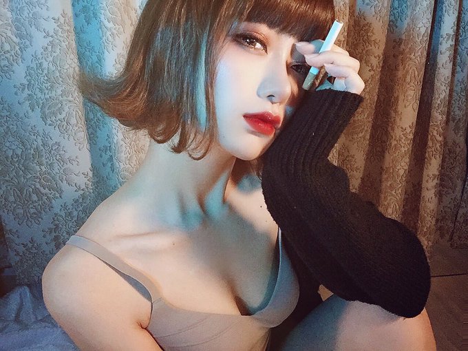 コスプレイヤーしろさきのTwitter画像46