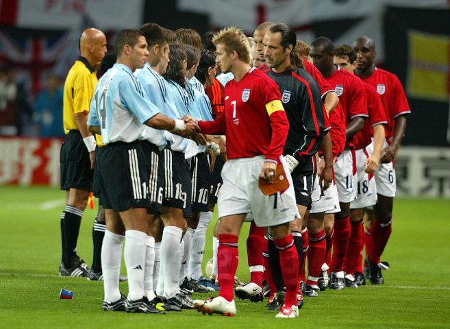 AndyBodfish's tweet photo. 18 years ago today Sapporo Dome 🇯🇵, #Worldcup02 

#England 🏴󠁧󠁢󠁥󠁮󠁧󠁿 1-0 #Argentina 🇦🇷

"You can eat your breakfast now!" etc https://t.co/vwsQoBo7Xm