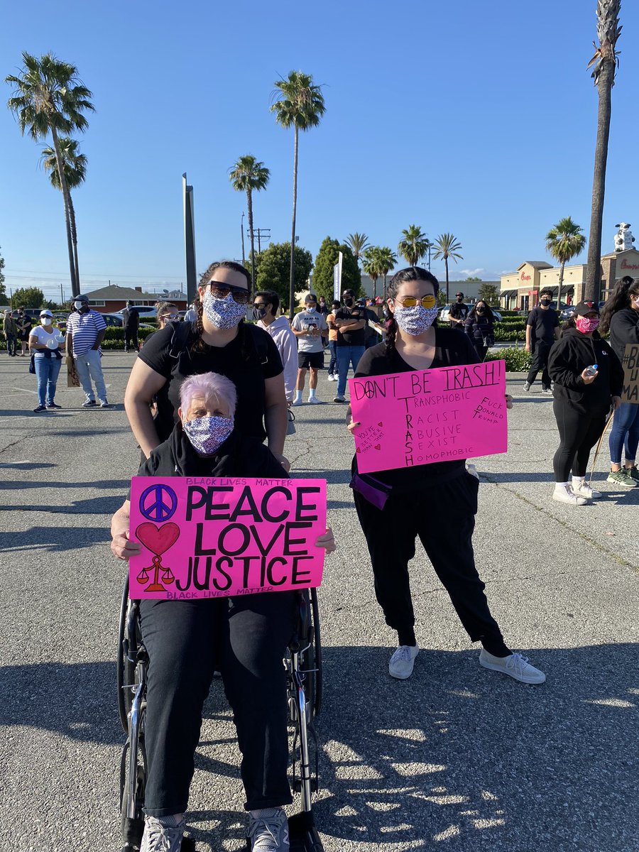 Rohullah89067's tweet photo. #BlackLivesMattters TODAY, TOMORROW, AND EVERY OTHER FUCKING DAY!!! BP &amp; Placentia our voices were heard today 🖤 https://t.co/S0RcoTO3tu
