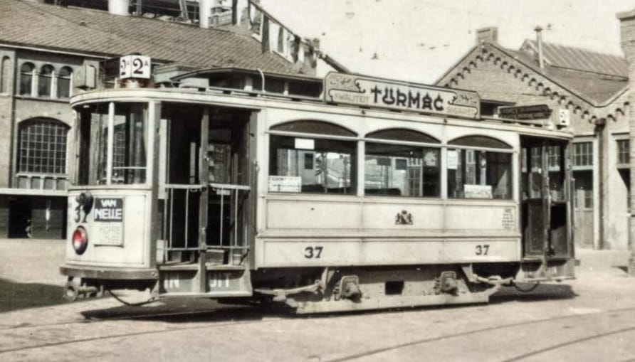 mtutuncu's tweet photo. Fırst C''garette factory in the Netherlands was established by Turkish Businessmen Kazim Emin bey. #Turkish #Macedonian #Tobacco Company Turmac was a phenomenon and before 2nd world War had 40% of Dutch market.  Some brands of #Turmac.  More  twits will follow about Kazim bey... https://t.co/Kln6PNBydg
