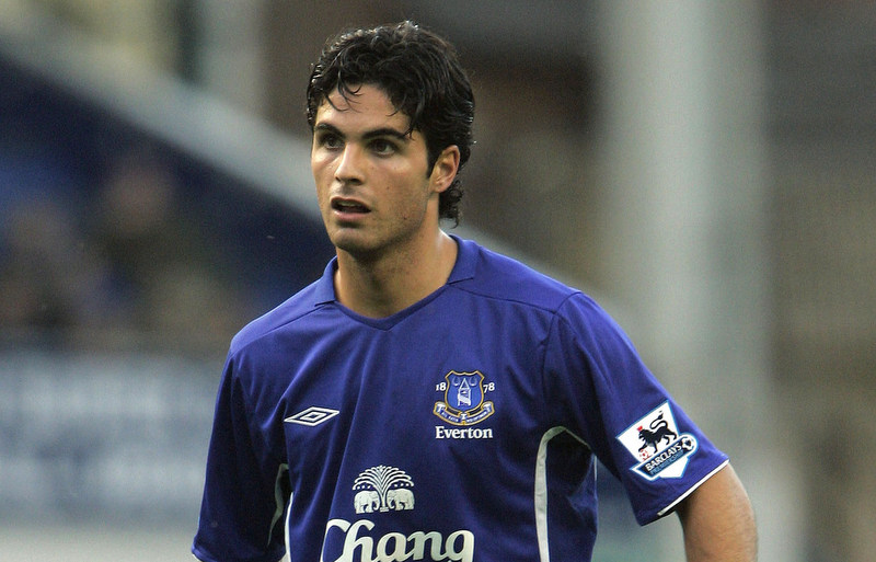 2005: EvertonCR7: "Mikel had a big influence on me in terms of hairstyles before I made a bad boy image for myself"