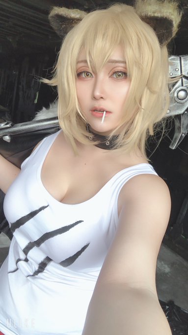 Twitterのコスプレ画像13