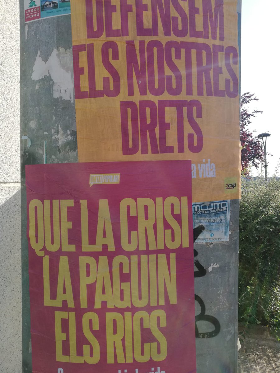 CupLaRoca's tweet photo. 🔊No deixem que facin de la crisi el de sempre: retallar,precaritzar,
segregar, empobrir i reprimir.
⚠️Aquesta crisi no la pagarem les de sempre.
✊🏾Convertim la crisi en una oportunitat de canviar les coses. 
👉A #LaRoca els carrers criden: Que no ens robin la vida!

#CUPLaRoca https://t.co/4t5TzcVbAF
