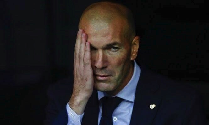 وأنا صغير كنت أبكي لأنني لا أمتلك حذاء لكي ألعب مع أصدقائي حتي رأيت ذات يوم رجلًا بلا قدمين فأدركت حينها كم أنا غني.

- زين الدين زيدان