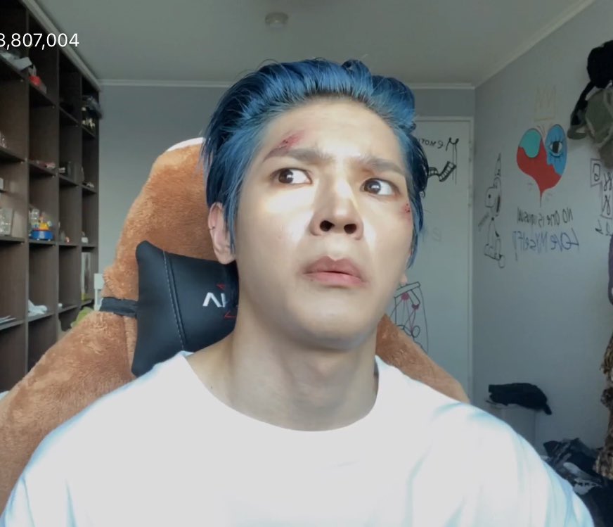 tyongtiwai's tweet photo. เธอชอบอ๊องแบบนี้อ่ะน้องแทยง5555555555555 https://t.co/wEFnx26qAB