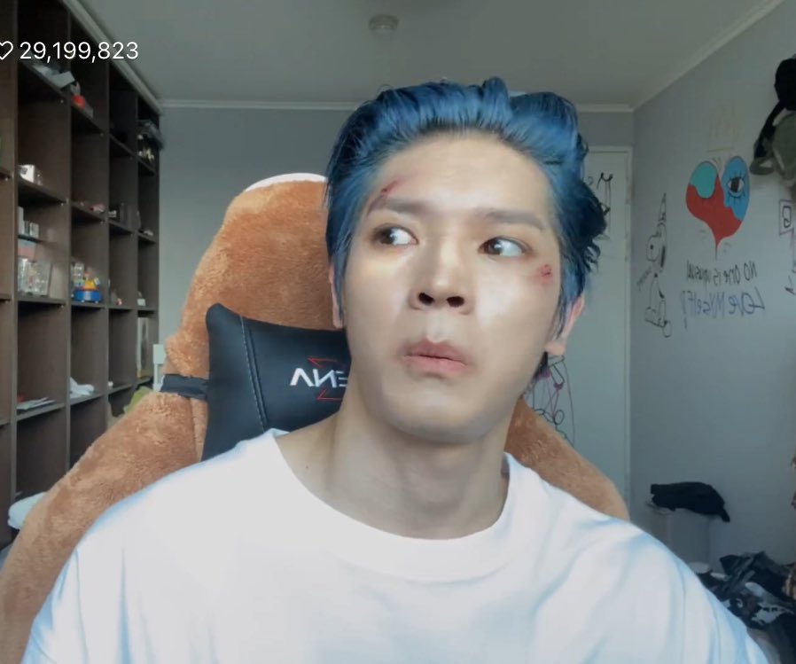 tyongtiwai's tweet photo. เธอชอบอ๊องแบบนี้อ่ะน้องแทยง5555555555555 https://t.co/wEFnx26qAB