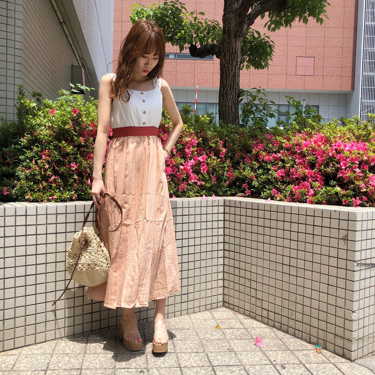 Dazzlin梅田est店 على تويتر 夏らしさ満開ワンピース シャーベットストライプコンビワンピース Price 12 000 Tax Size S M ブライトフラワープリーツワンピース Price 8 000 Tax Size S M 涼しい素材と夏らしいカラバリで 暑い日のお出かけも楽しめちゃう