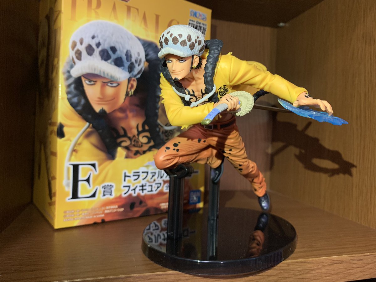 Uzivatel Kei One Piece垢 Na Twitteru 一番くじ ワンピース グレートバンケット E賞トラファルガー ロー フィギュア開封 表情結構似てる スタンピードのローの衣装カッコいい 細かいところだと服の傷がきちんと再現されてるのがgood あと Room