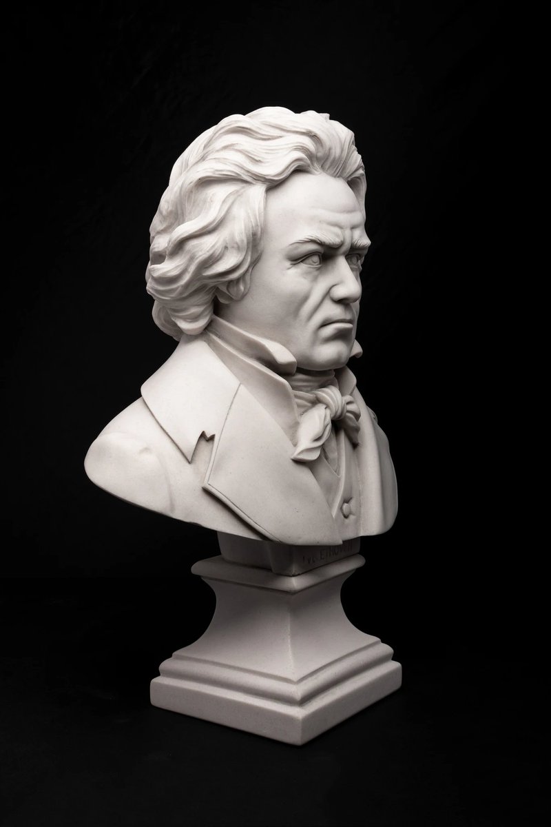 19/  @Beethoven_Bust Ries's story that Napoleon directly inspired the Eroica comes from 1838, long after Beethoven's death:"In writing this symphony Beethoven had been thinking of ... Buonaparte while he was First Consul. At that time Beethoven had the highest esteem for him."