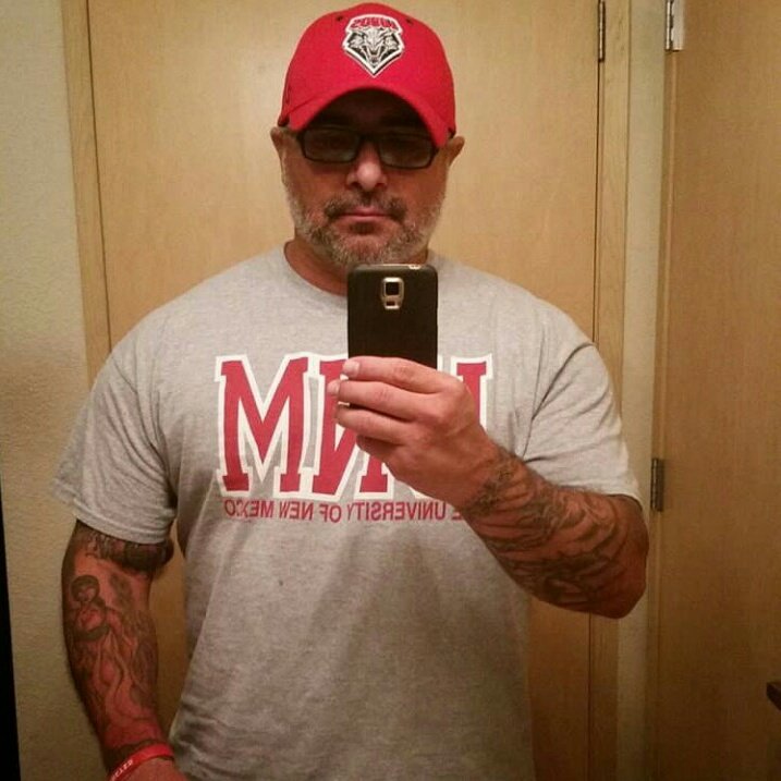 efren44d's tweet photo. #NewProfilePic https://t.co/ftkIF9hu18