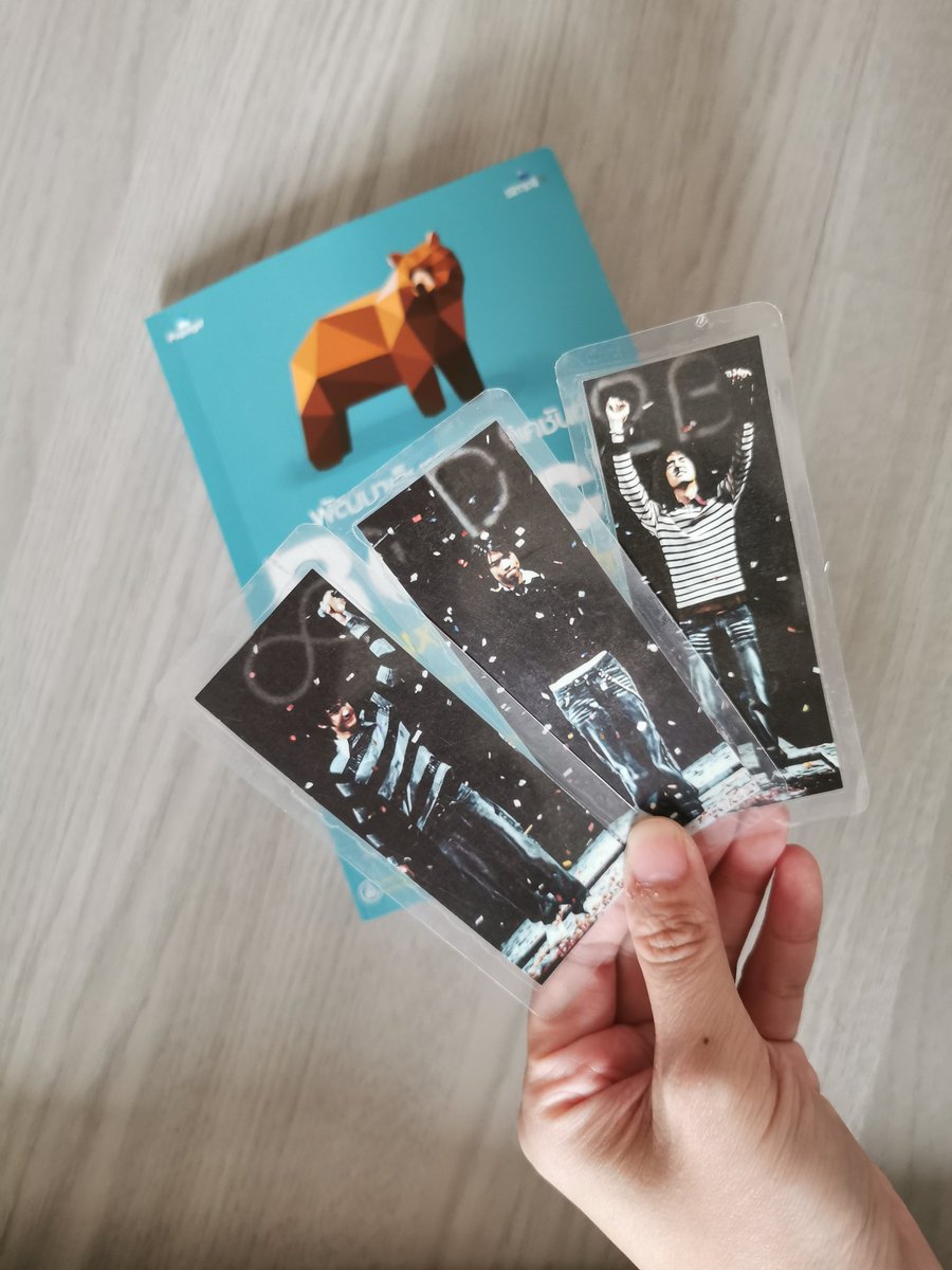 BugBink21's tweet photo. งู้ยยย ย ดีต่อใจมั้กกก ที่คั่นหนังสือน่ารักๆ เราทำใช้เอง 😍 ได้แผ่นโปรยจาก #D2BinfinityConcert2020
ทั้งพี่บิ๊ก พี่แดน พี่บีม 💙💚❤ ครั้งนี้ไม่ได้มาธรรมดา ๆ น้าาา า เดี๋ยวเราทำมาแจกด้วย ติดตามกันไว้ได้เลย 😉
#แจกฟรี #แจกฟรีไม่รีได้ไง #D2B #DaddyDan #DaddyBeam #Sniper https://t.co/fcA6Ux9j6e