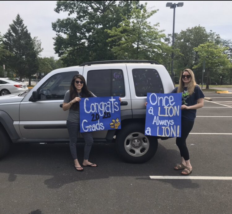 Grade6LTES's tweet photo. Once a Lion always a Lion! We love celebrating all our Lions, especially while social distancing! Congratulations Class of 2020! We are proud of you and support your future goals! #LTESLions @LondonTowneFCPS https://t.co/OuKIBMD9Dd