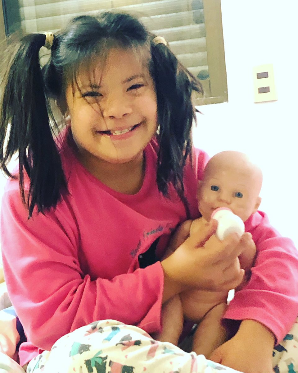 downcl's tweet image. #DownSyndrome #happy #alegria #sonrisa #QuedateEnCasa #downcl #best