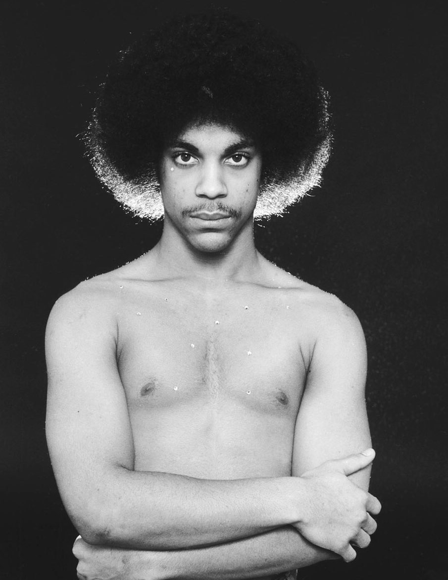 mefeater's tweet photo. Happy Birthday to the legendary Prince. Today he would have turned 62 years old. RIP 💜 https://t.co/y3JPM3kplT