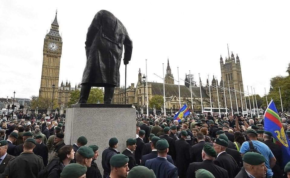 Sue 🇬🇧🇬🇧 #Photographer #Staffordshire (@enigma915) on Twitter photo Go back a few years to our shows of support. No arrests. The police supported us. Many former forces. All cap badges. No desecration of memorials. Led by Claire and JD
Proud to have been part of a group of people who fought for one of our own. <a href="/justiceforBigAl/">justiceforBigAl</a> Go back a few years to our shows of support. No arrests. The police supported us. Many former forces. All cap badges. No desecration of memorials. Led by Claire and JD
Proud to have been part of a group of people who fought for one of our own. <a href="/justiceforBigAl/">justiceforBigAl</a>