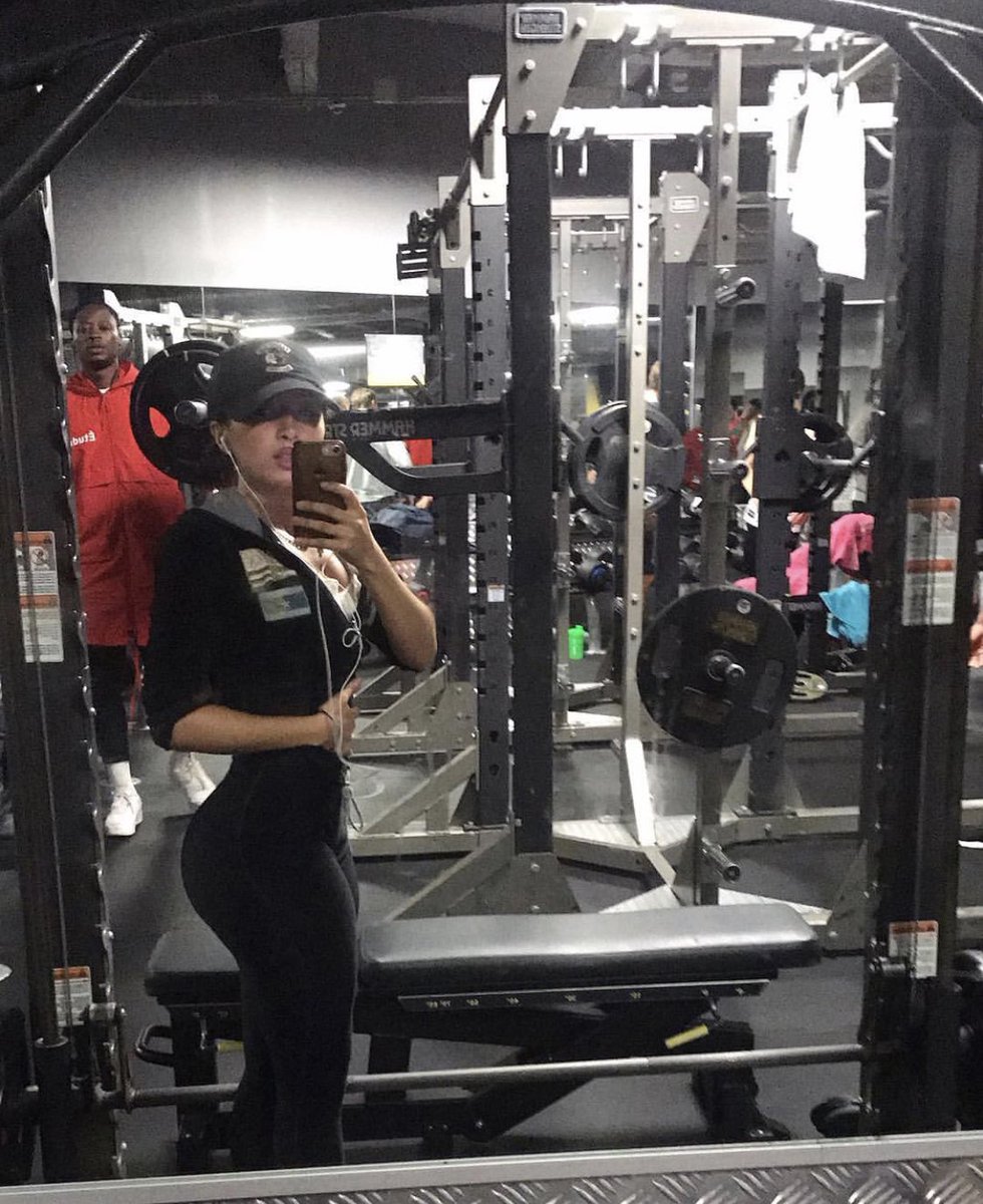 akirayass's tweet image. Je suis grave fier de mon évolution qd même 🥺 (46kg —&amp;gt; 52kg)