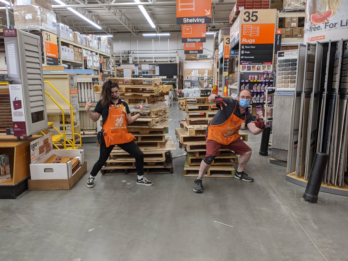 How do you know if you did a kick ass job packing down when you have to take 22 pallets back to receiving empty que the gangsta pose! #theskyisfalling #wherediditallgo #flooringsfull #everynightistuesdaynightwithme  <a href="/Nicole_L13/">Nicole Lindgren</a> <a href="/MatthewZacek/">Matthew Zacek</a> <a href="/and/">AndersM ™️</a> @MannyMannymmm <a href="/dawnlynnhudson1/">dawnlynnhudson</a>
